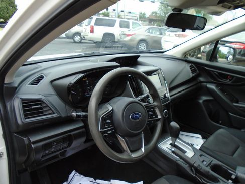 Used 2023 Subaru Crosstrek 2.0i AWD/4WD image 14