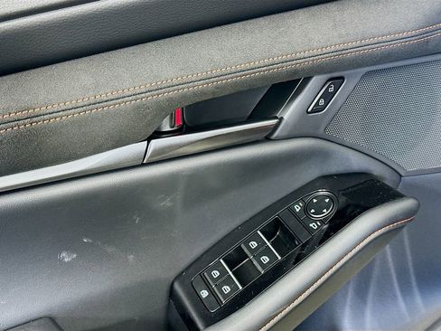 New 2025 MAZDA MAZDA3 Carbon image 23