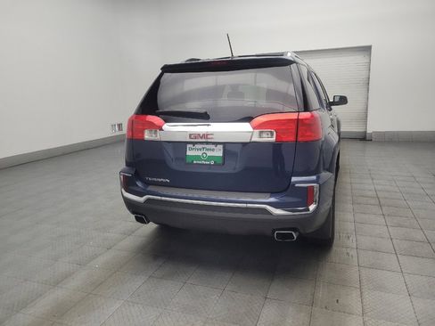 Used 2017 GMC Terrain SLT w/ Driver Alert Package I FWD image 7
