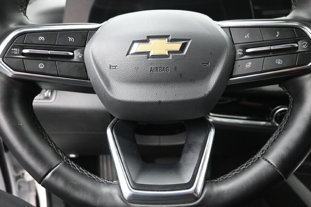 Used 2025 Chevrolet Equinox LT AWD/4WD image 20