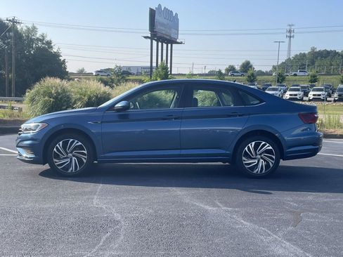 Used 2021 Volkswagen Jetta SEL FWD image 4