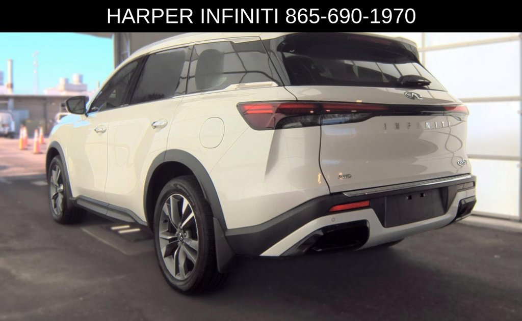 Used 2023 INFINITI QX60 Luxe w/ Cargo Package AWD/4WD image 2