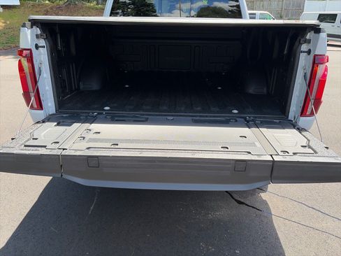 Used 2025 Ford F150 Tremor w/ Equipment Group 402A High AWD/4WD image 8