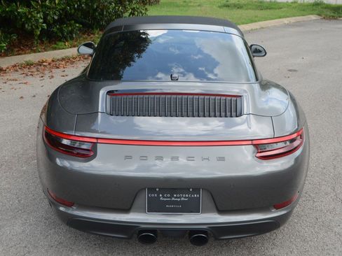 Used 2019 Porsche 911 AWD/4WD image 25