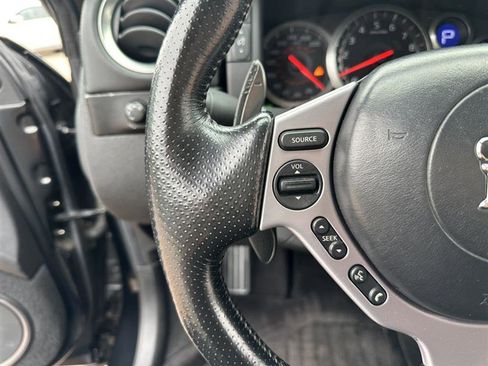 Used 2010 Nissan GT-R Premium image 24