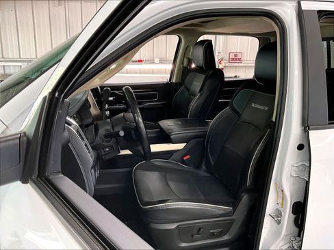 Used 2022 RAM 2500 Laramie image 28