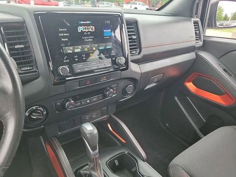 Used 2022 Nissan Frontier PRO-4X w/ Off-Road Protection Package AWD/4WD image 20