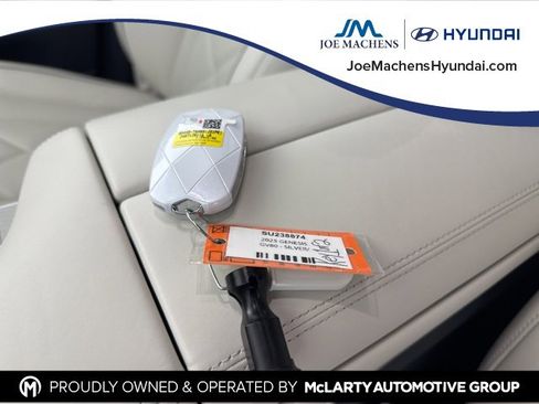 Used 2025 Genesis GV80 3.5T Prestige image 31