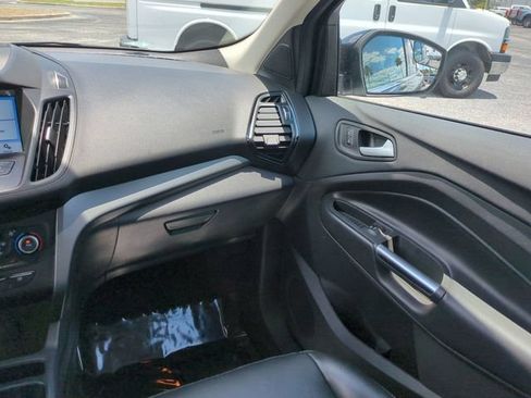 Used 2018 Ford Escape SEL AWD/4WD image 15