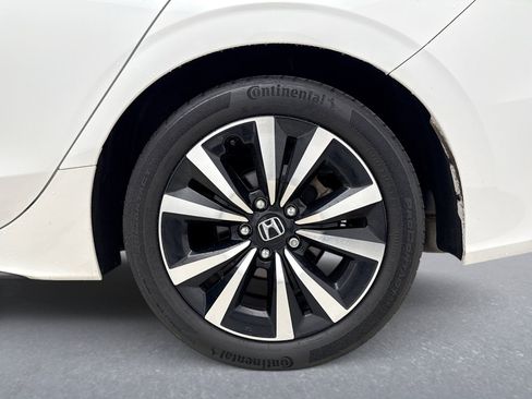 Used 2023 Honda Civic EX-L image 9