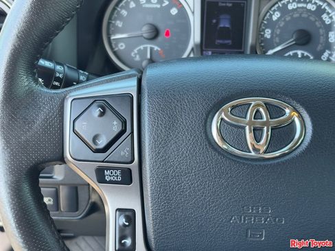Certified 2019 Toyota Tacoma SR5 image 22