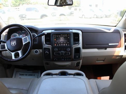 Used 2014 RAM 2500 Laramie w/ Convenience Group image 23