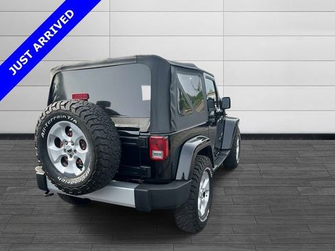 Used 2015 Jeep Wrangler Sahara AWD/4WD image 2