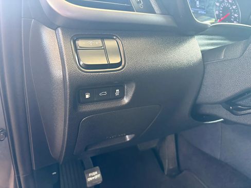 Used 2017 Kia Optima LX image 13