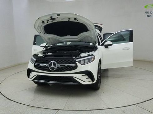 Used 2025 Mercedes-Benz GLC 300 4MATIC image 73
