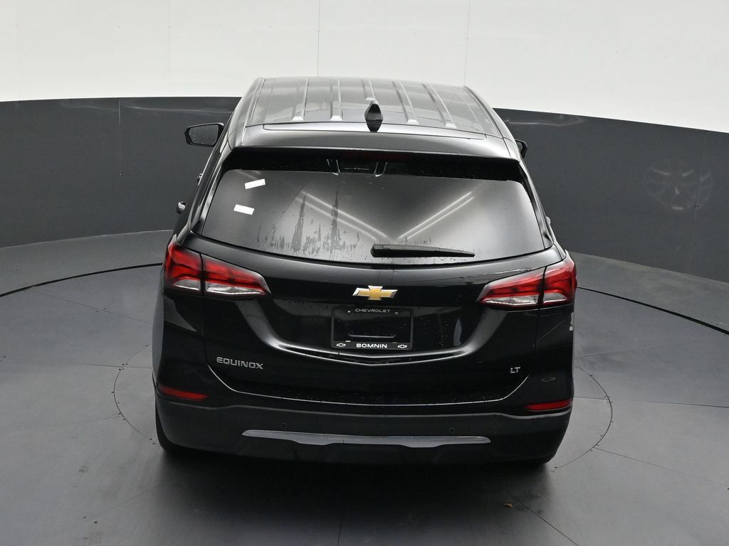 Used 2024 Chevrolet Equinox LT FWD image 18
