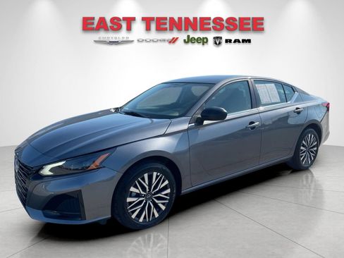Used 2026 Nissan Altima 2.5 SV AWD/4WD image 7