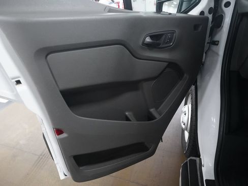 Used 2024 Ford Transit 250 Low Roof AWD w/ Exterior Upgrade Package image 27