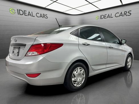 Used 2017 Hyundai Accent SE FWD image 5
