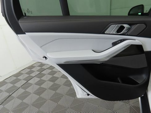 New 2026 BMW X5 sDrive40i w/ Premium Package image 26