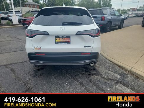 New 2026 Honda HR-V Sport image 6