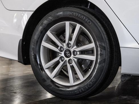 Used 2016 Hyundai Sonata SE FWD image 61