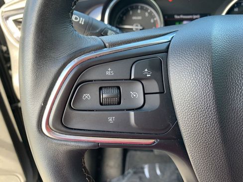 Used 2021 Buick Encore GX Select FWD image 32