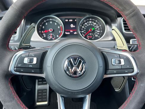 Used 2017 Volkswagen GTI Sport image 25