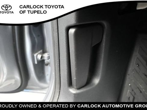 Used 2024 Volkswagen Jetta SE w/ Panoramic Sunroof Package FWD image 24