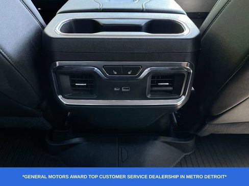 Used 2022 Chevrolet Silverado 1500 LTZ w/ LTZ Premium Package AWD/4WD image 22
