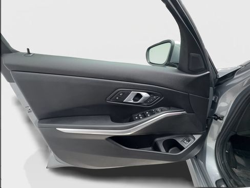 Used 2026 BMW 330i Sedan RWD image 23