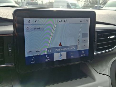 Used 2023 Ford Explorer XLT w/ Equipment Group 202A image 22