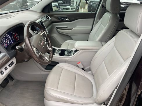Used 2021 GMC Acadia SLT w/ Technology Package image 9