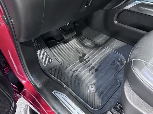 Used 2021 Chevrolet Silverado 2500 LTZ w/ LTZ Convenience Package image 21