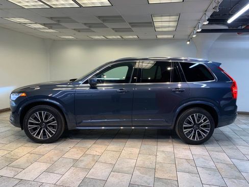 Used 2022 Volvo XC90 T6 Momentum w/ Climate Package image 5
