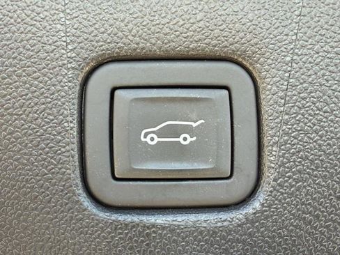 Used 2024 Chevrolet Blazer RS w/ Enhanced Convenience Package image 33