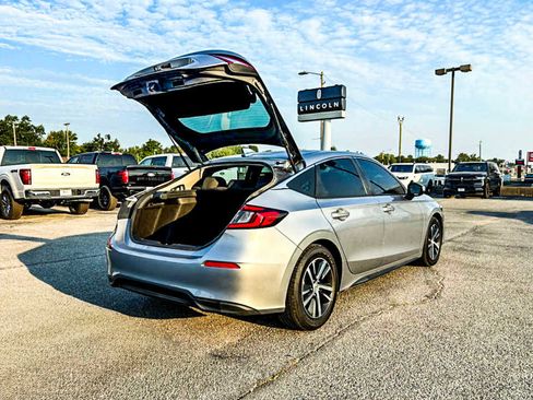 Used 2023 Honda Civic LX image 15