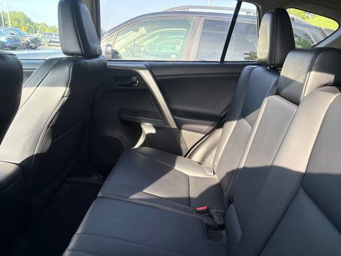 Used 2014 Toyota RAV4 Limited w/ Technology Package AWD/4WD image 9
