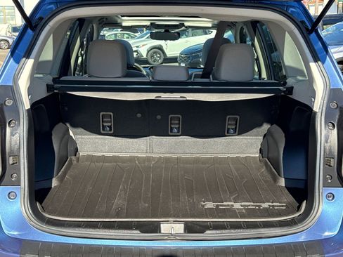 Used 2017 Subaru Forester 2.5i Premium w/ All-Weather Package image 9