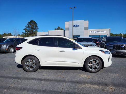 Used 2023 Ford Escape ST-Line w/ Tech Pack #1 image 2