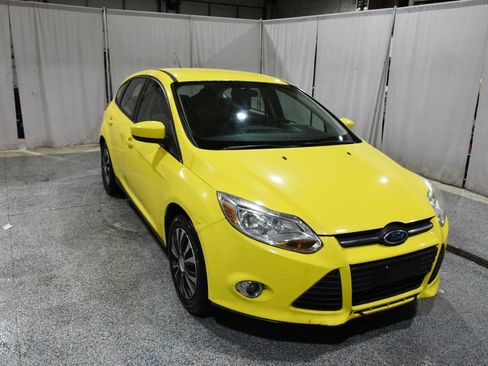 Used 2012 Ford Focus SE image 3