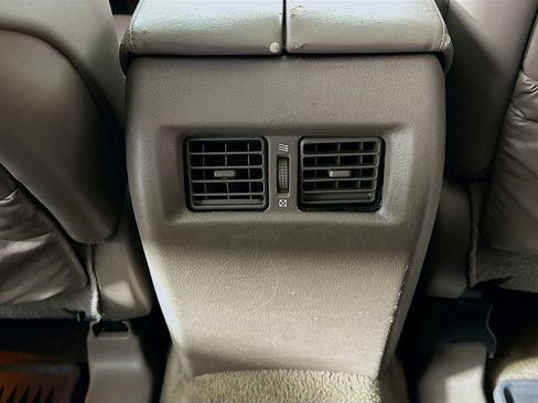 Used 2018 Lexus GX 460 w/ Navigation Package image 30