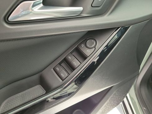 New 2026 Chevrolet Equinox LT w/ Safety and Technology Package FWD image 15