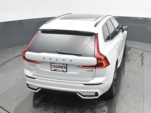 New 2026 Volvo XC60 B5 Plus w/ Climate Package AWD/4WD image 28