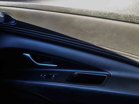 Used 2023 Hyundai Elantra SEL w/ Convenience Package image 14