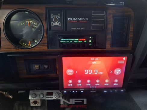 Used 1993 Dodge D/W Truck 250 AWD/4WD image 17