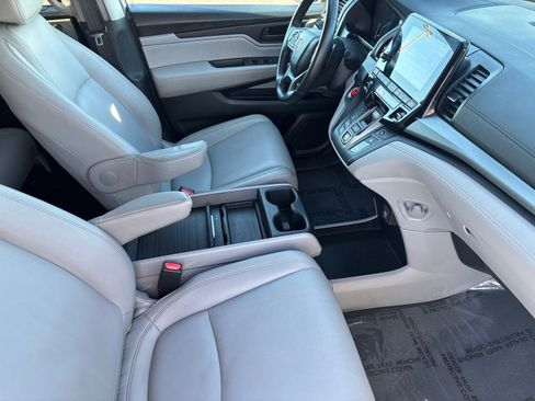 Used 2024 Honda Odyssey EX-L image 13