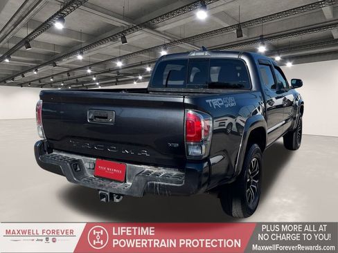Used 2021 Toyota Tacoma TRD Sport image 16