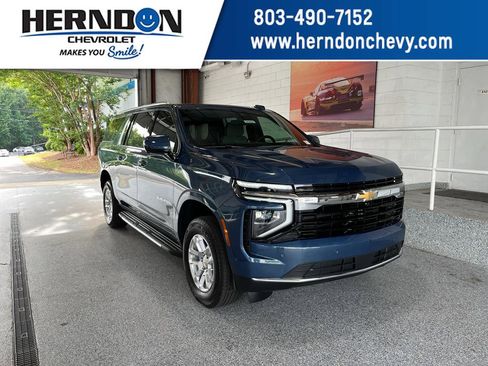New 2026 Chevrolet Suburban LS w/ Max Trailering Package RWD image 1