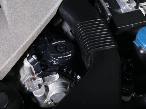 Used 2013 Mercedes-Benz C 63 AMG Coupe w/ Multimedia Pkg image 11